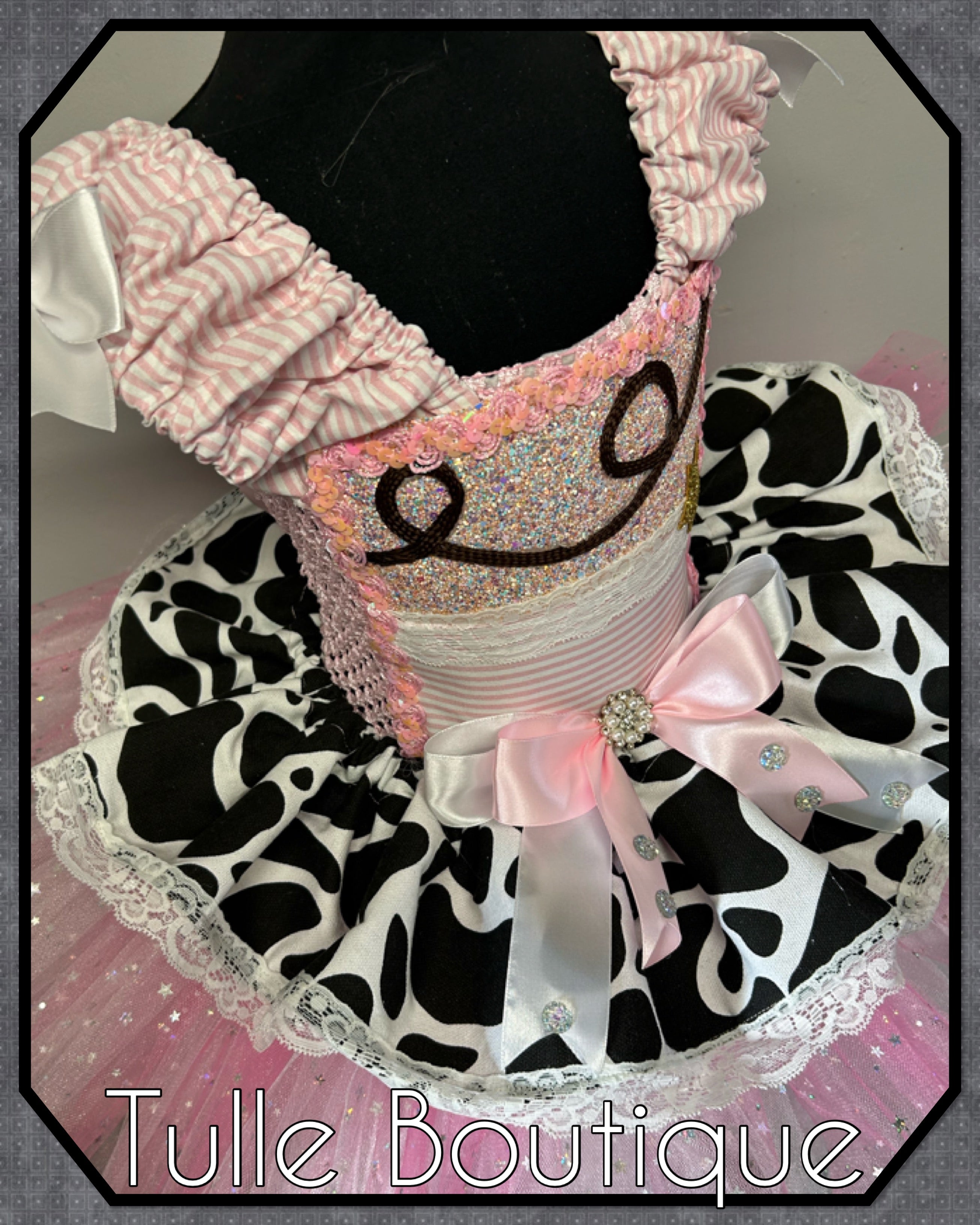 Girls toddlers baby pink and white cowgirl tutu dress, ballgown, fancy dress costume.