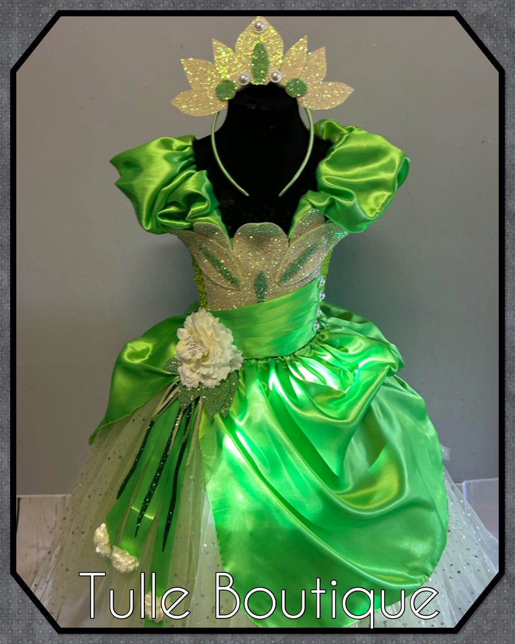 Girls toddlers Princess and the frog ballgown, Princess Tiana fancy dress costume full length