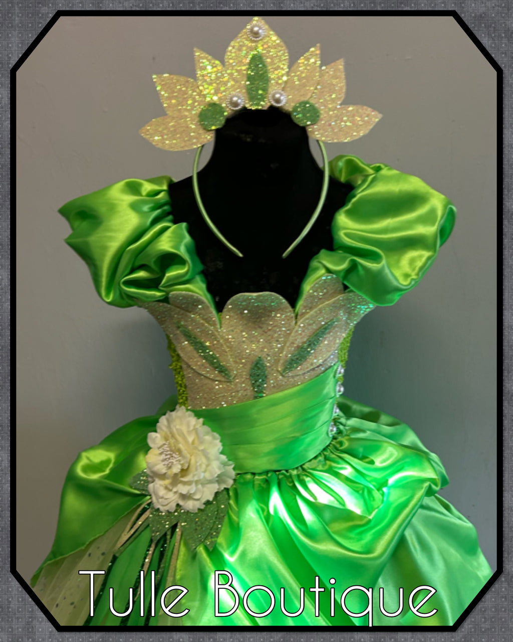 Girls toddlers Princess and the frog ballgown, Princess Tiana fancy dress costume full length