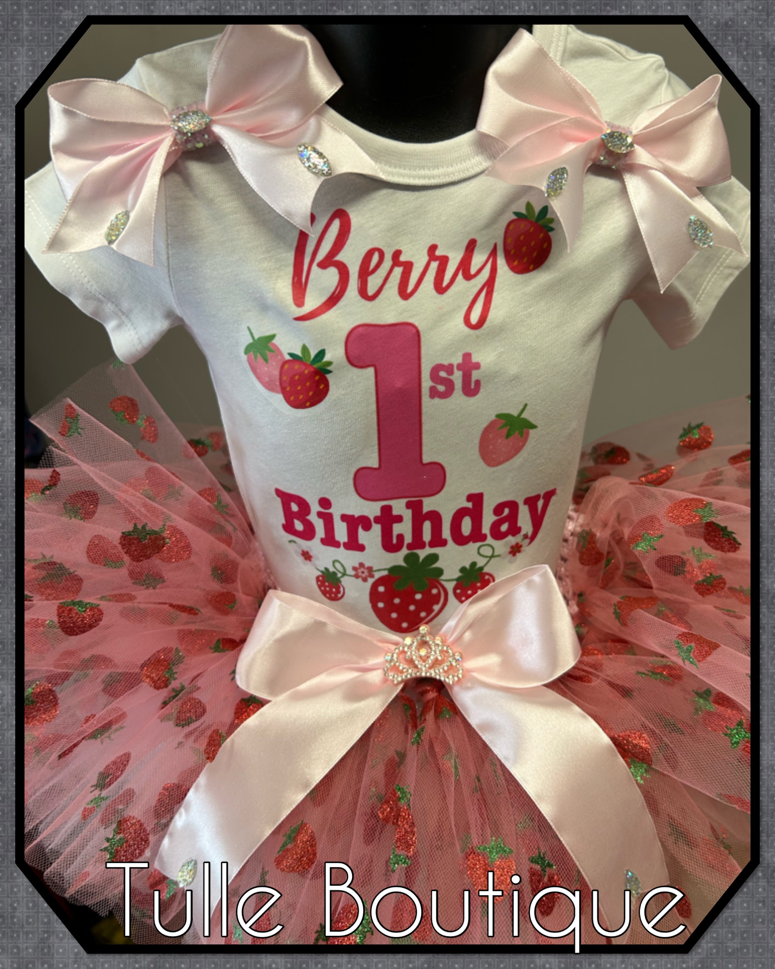 Girls toddlers Berry first birthday strawberry tutu outfit fancy dress costume