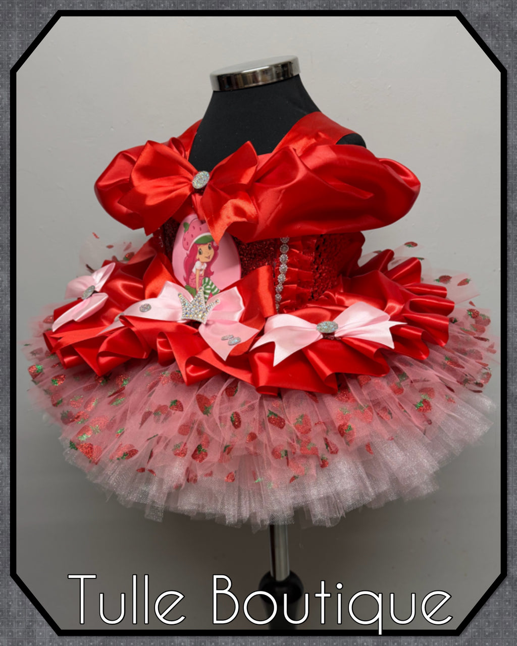 Girls toddlers Strawberry shortcake red and pink tutu dress, ballgown, fancy dress costume. Berry first birthday.