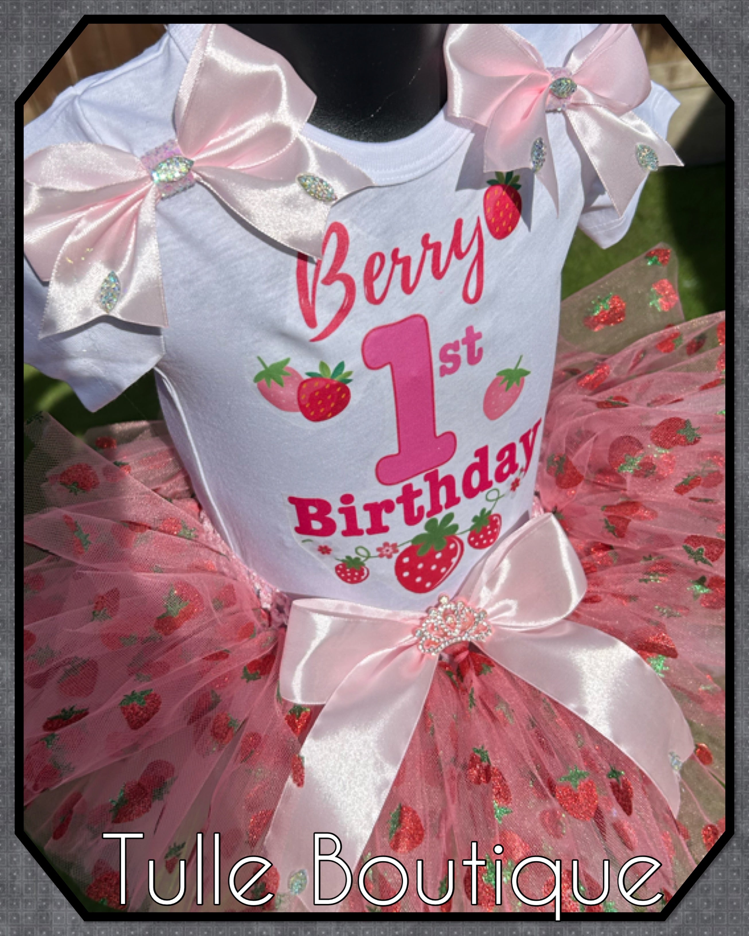 Girls toddlers Berry first birthday strawberry tutu outfit fancy dress costume