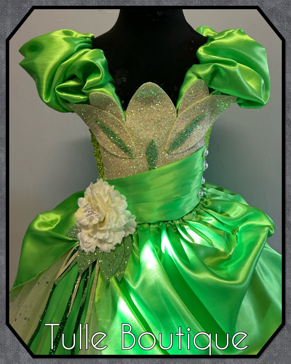 Girls toddlers Princess and the frog ballgown, Princess Tiana fancy dress costume full length