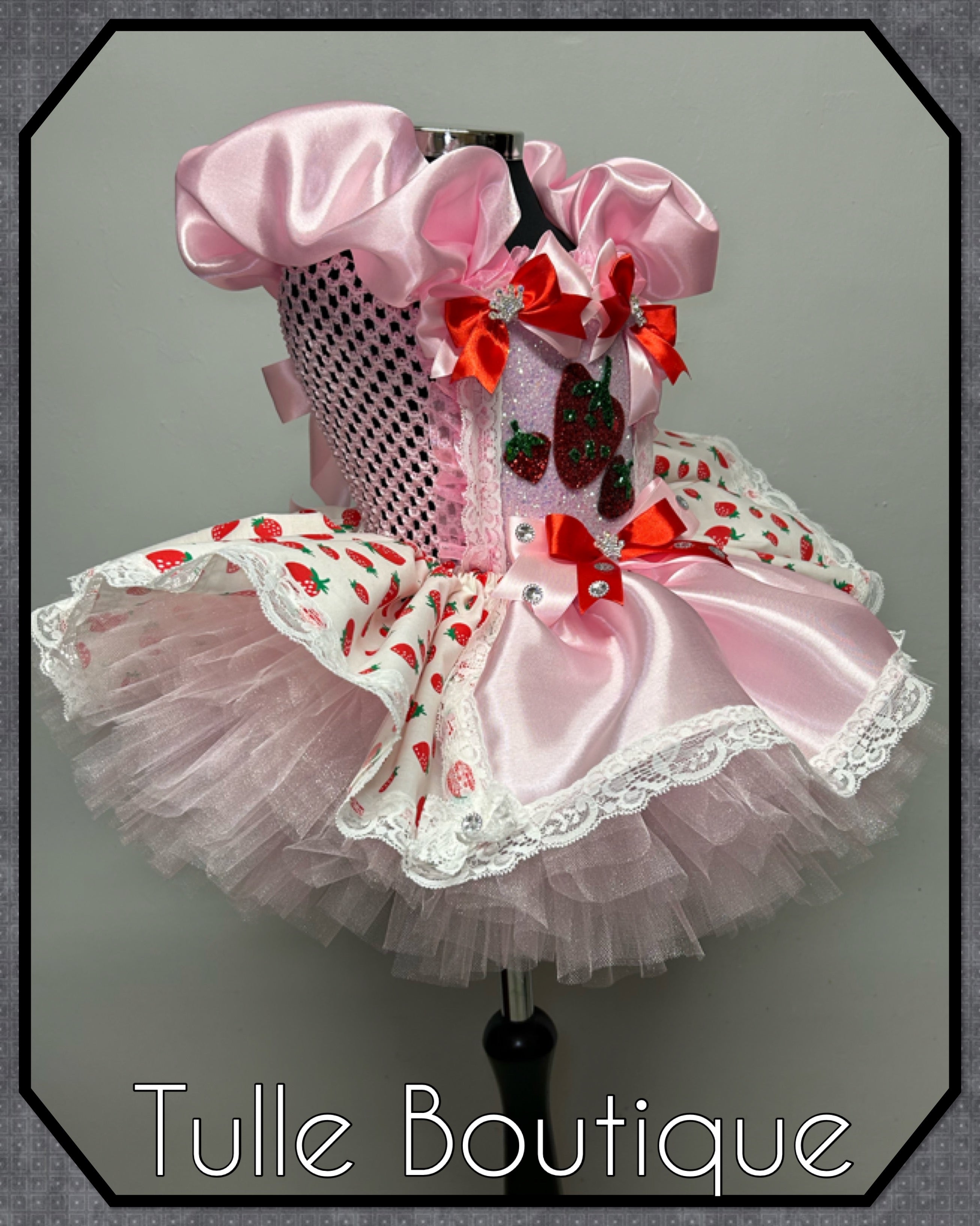 Girls toddlers Strawberry shortcake tutu dress, ballgown, fancy dress costume. Berry first birthday.