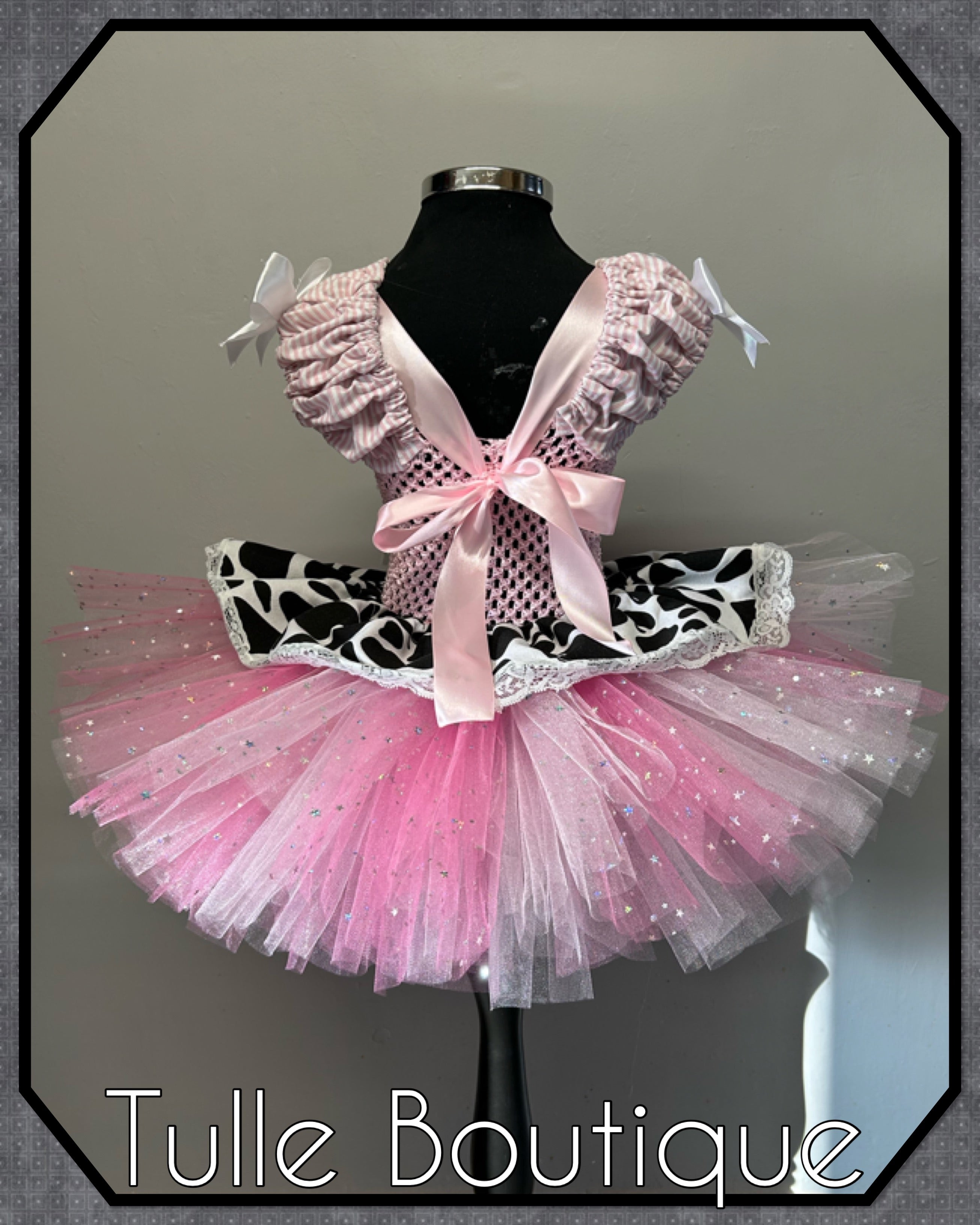 Girls toddlers baby pink and white cowgirl tutu dress, ballgown, fancy dress costume.
