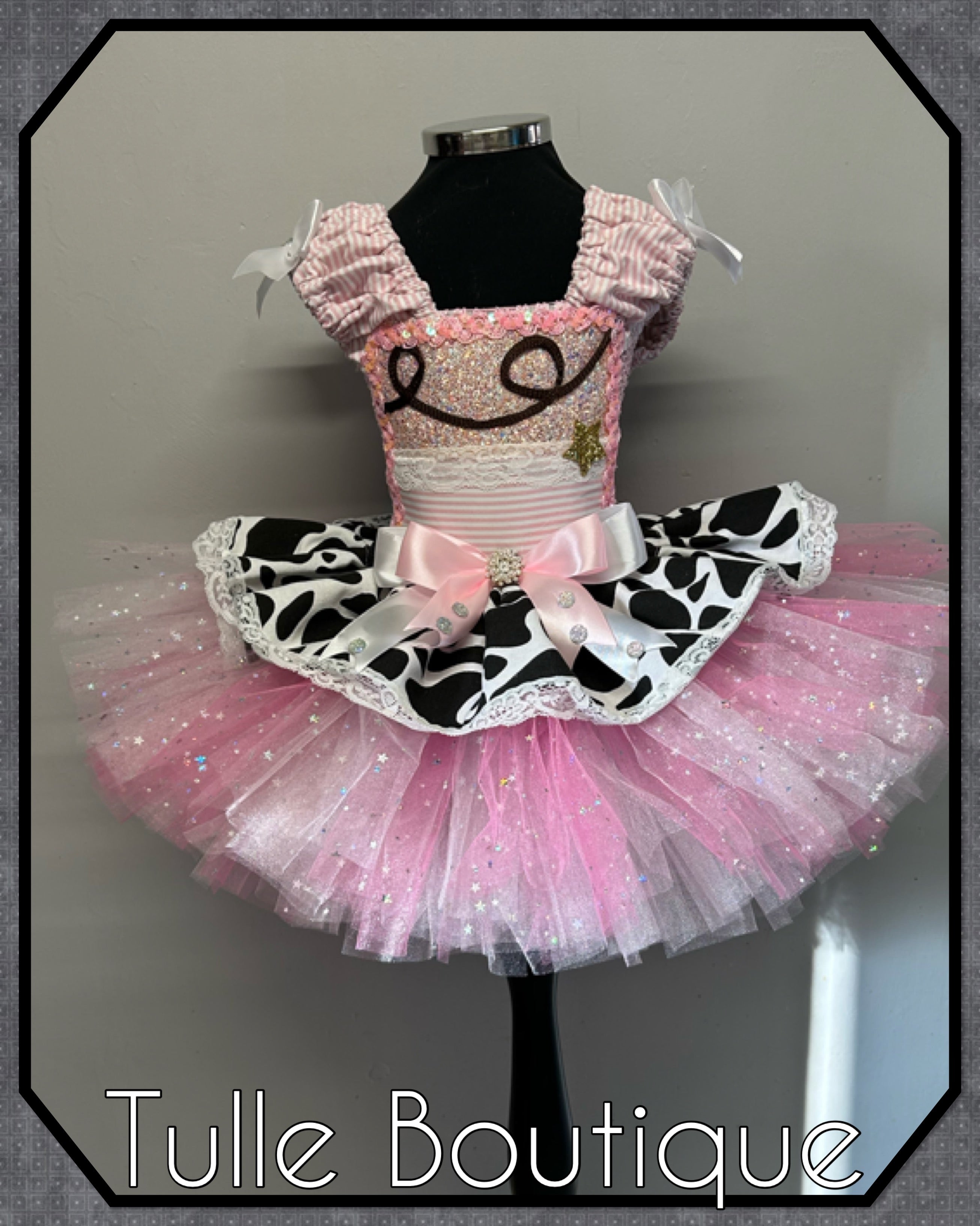 Girls toddlers baby pink and white cowgirl tutu dress, ballgown, fancy dress costume.