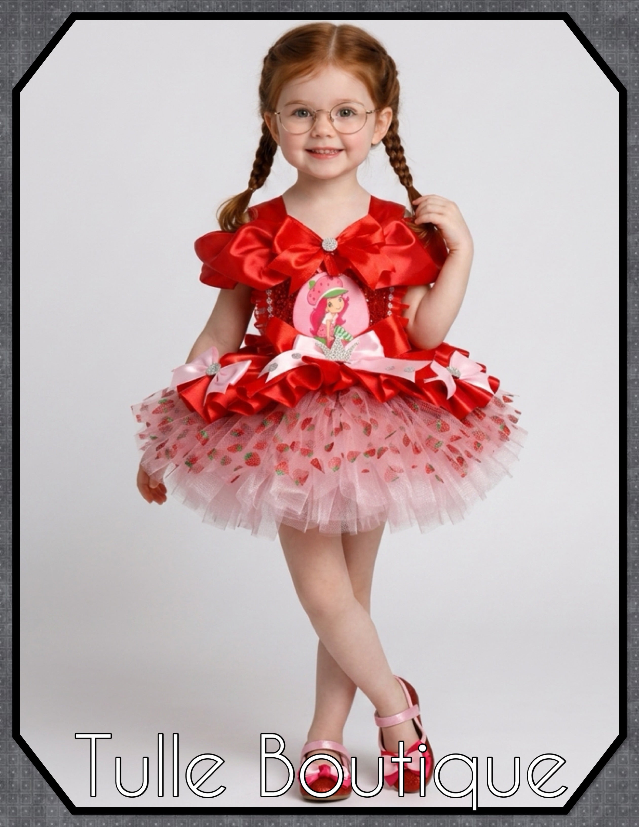 Girls toddlers Strawberry shortcake red and pink tutu dress, ballgown, fancy dress costume. Berry first birthday.