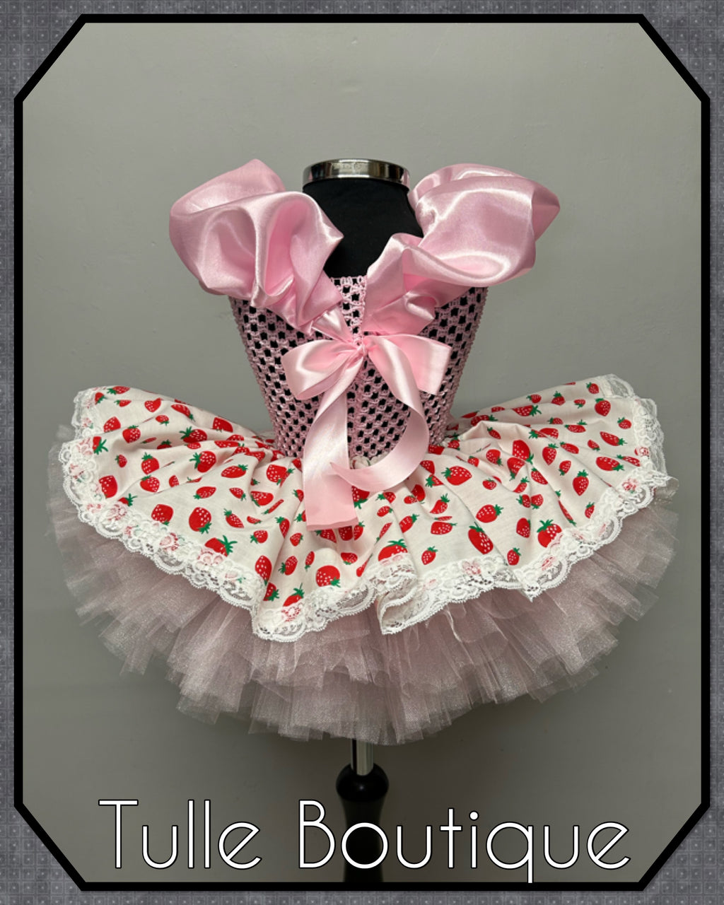 Girls toddlers Strawberry shortcake tutu dress, ballgown, fancy dress costume. Berry first birthday.