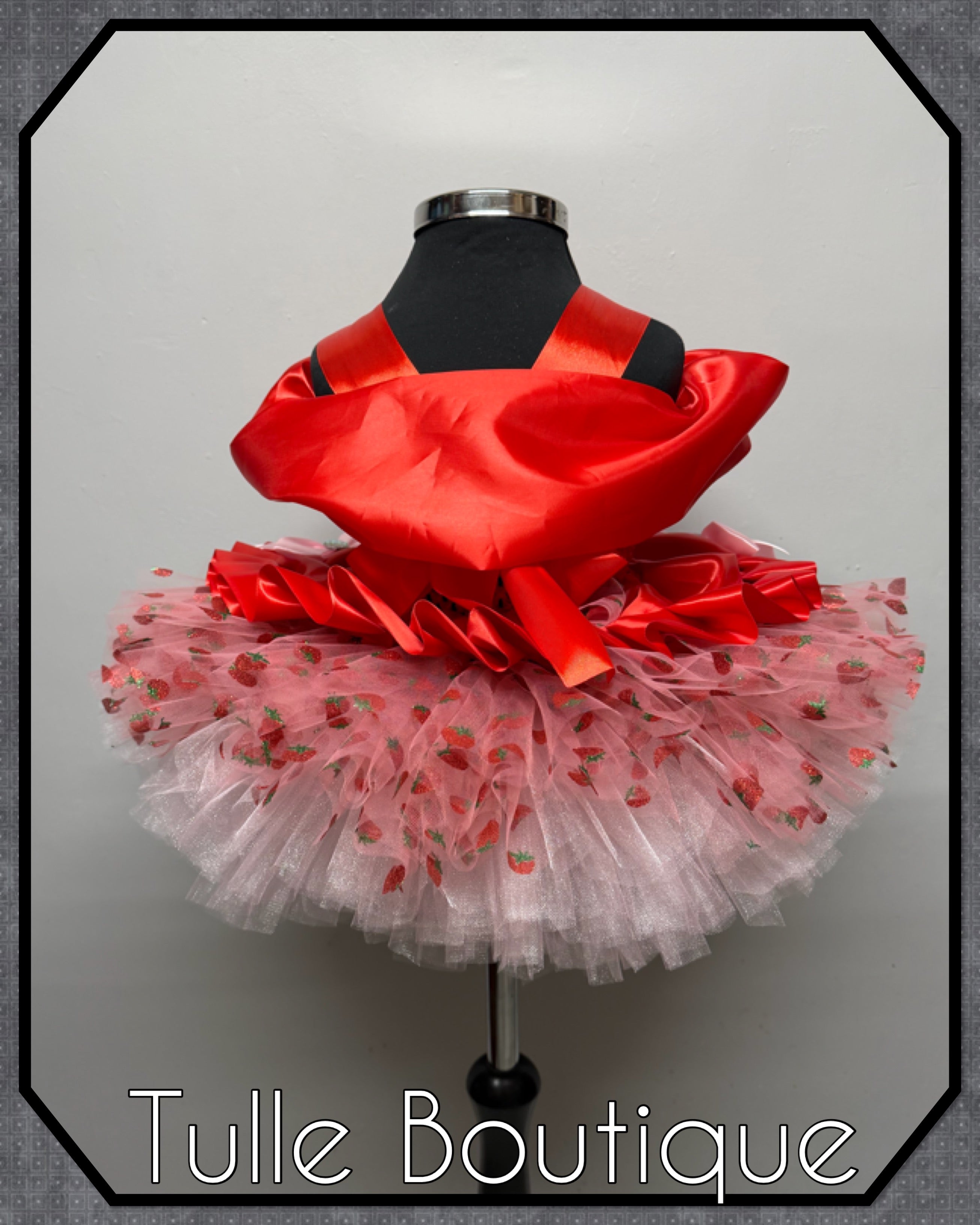 Girls toddlers Strawberry shortcake red and pink tutu dress, ballgown, fancy dress costume. Berry first birthday.