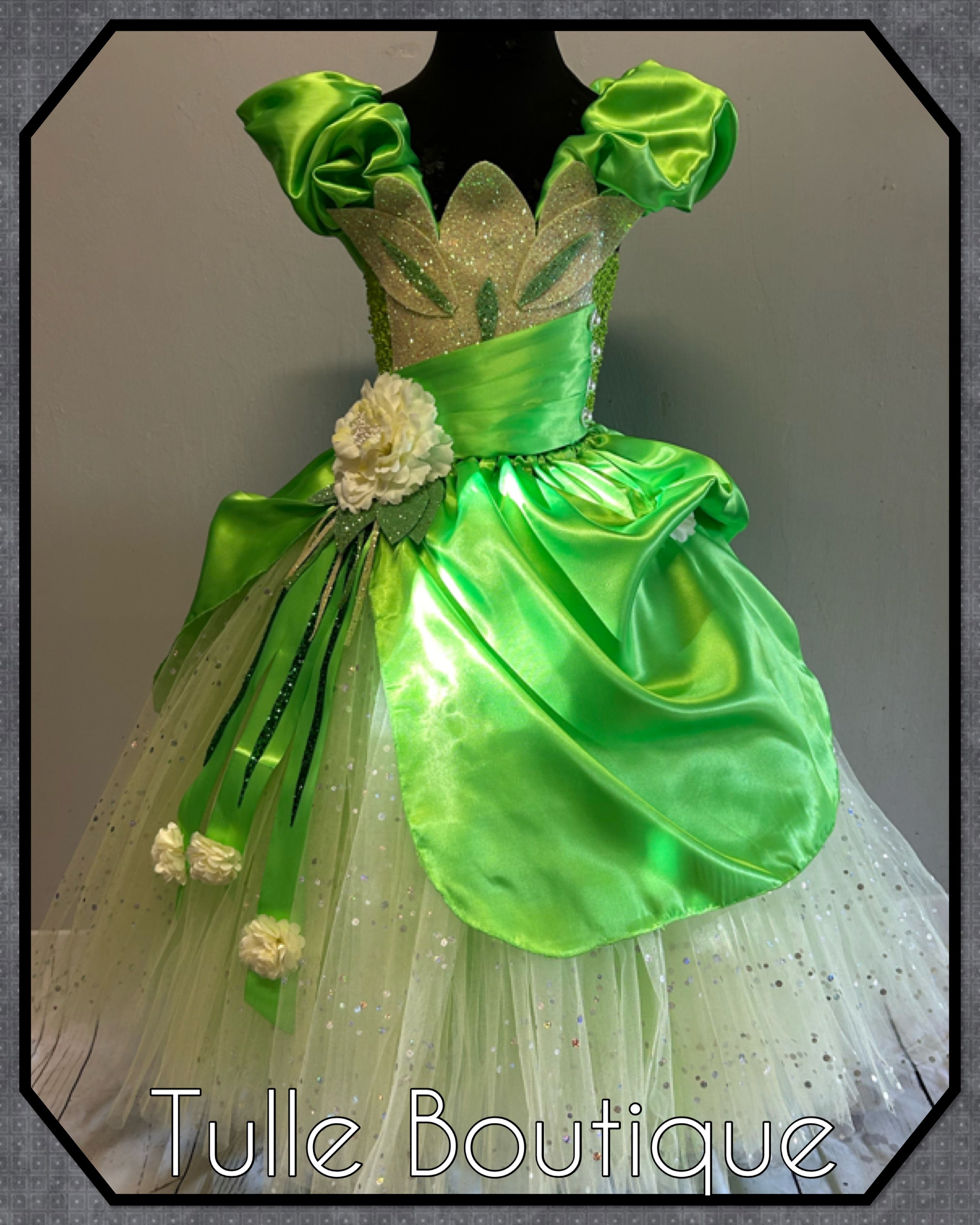 Girls toddlers Princess and the frog ballgown, Princess Tiana fancy dress costume full length