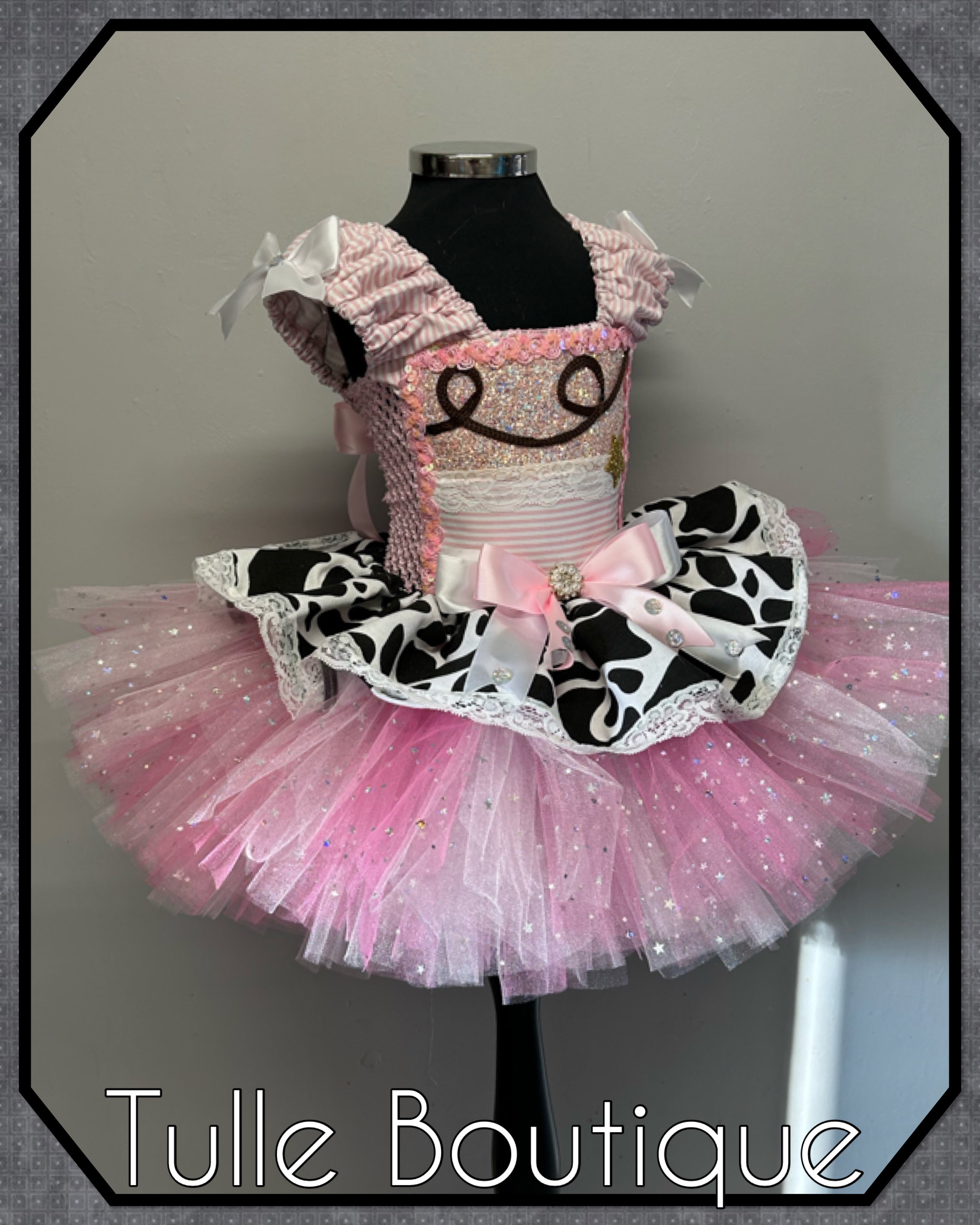 Girls toddlers baby pink and white cowgirl tutu dress, ballgown, fancy dress costume.