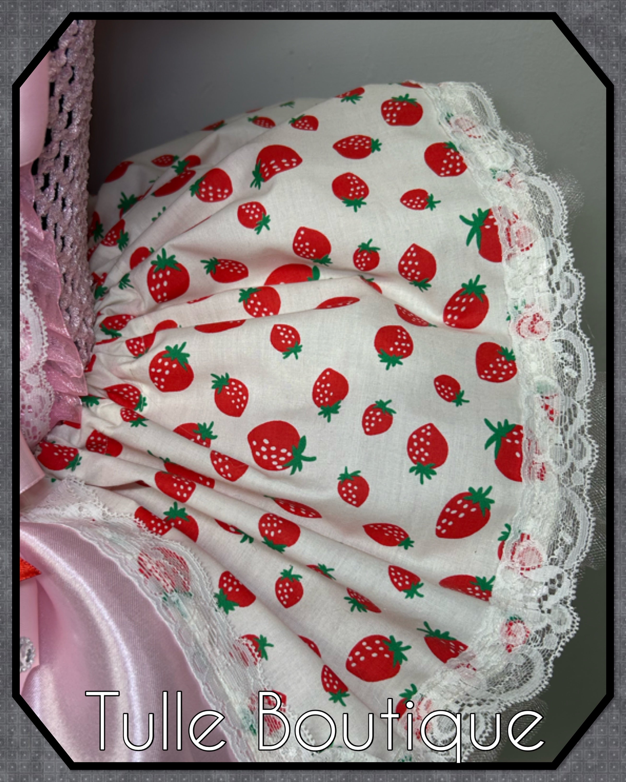 Girls toddlers Strawberry shortcake tutu dress, ballgown, fancy dress costume. Berry first birthday.