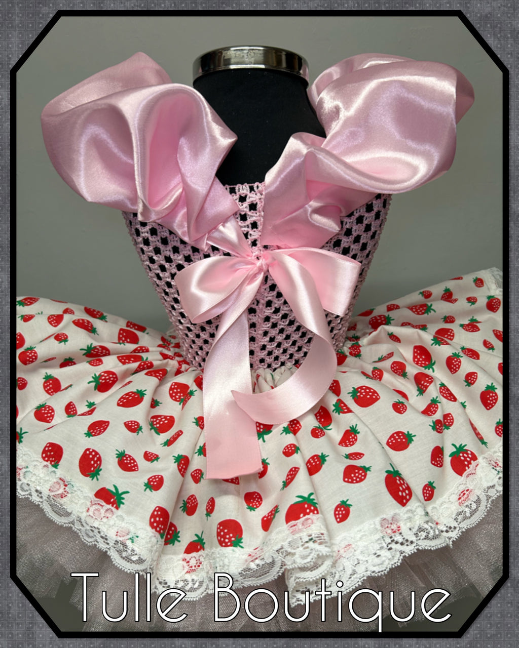 Girls toddlers Strawberry shortcake tutu dress, ballgown, fancy dress costume. Berry first birthday.